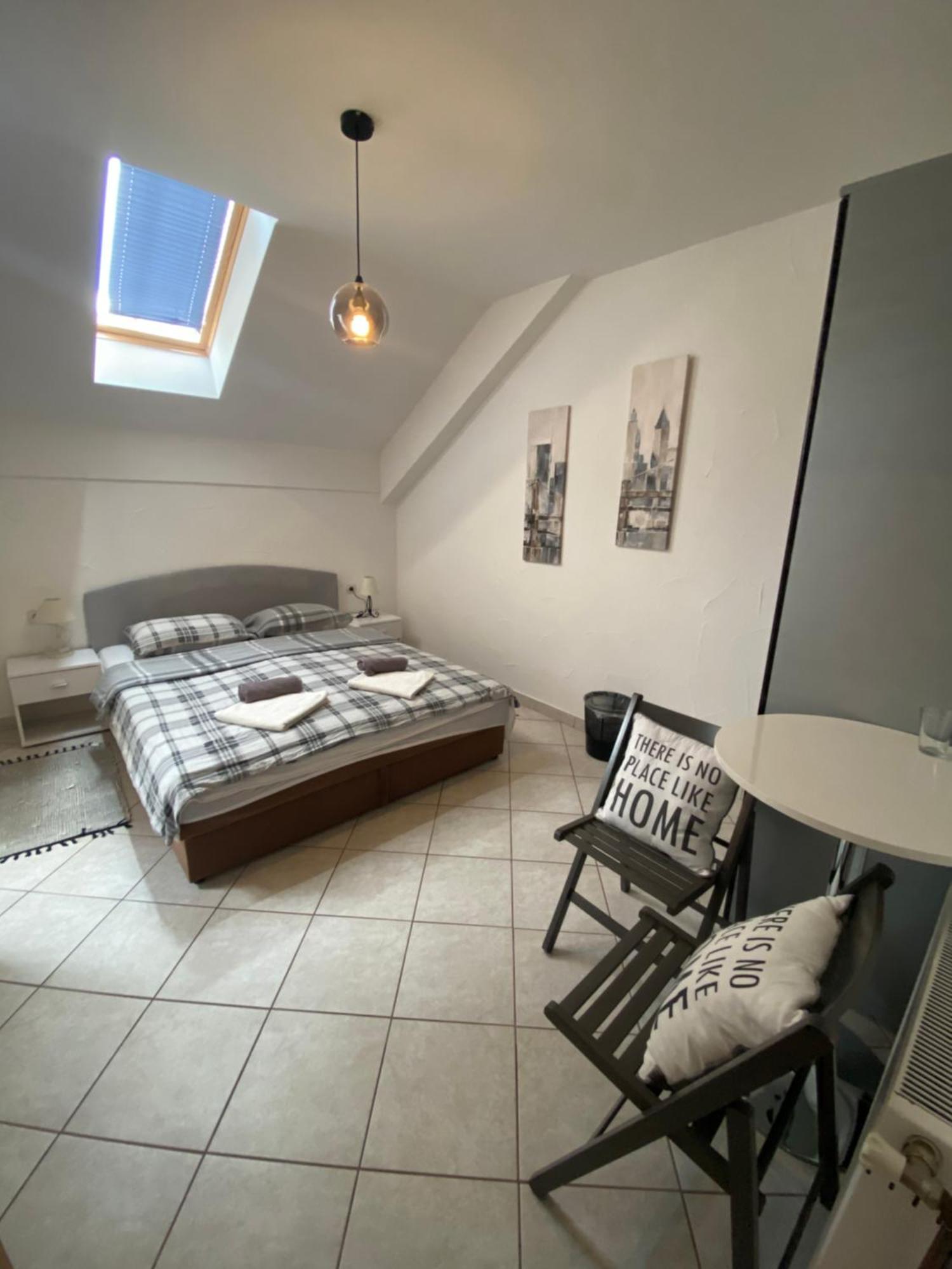 Guesthouse Magdalena Rakovica Eksteriør bilde