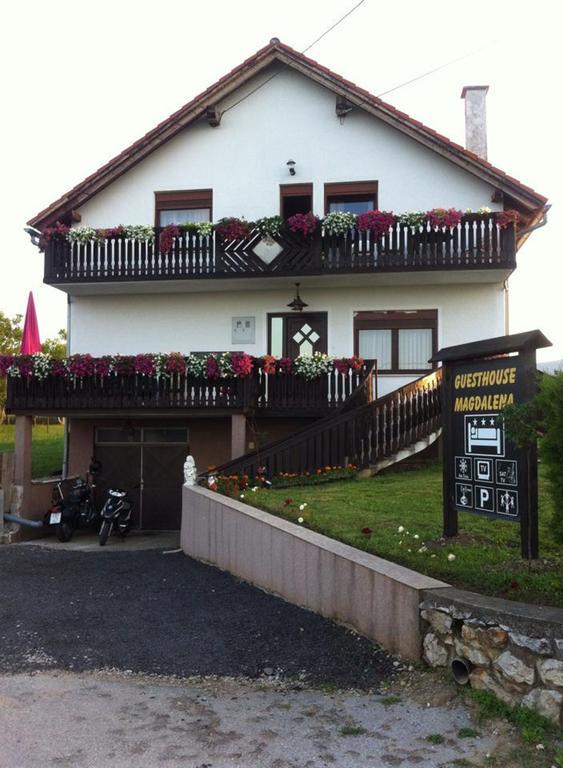 Guesthouse Magdalena Rakovica Eksteriør bilde
