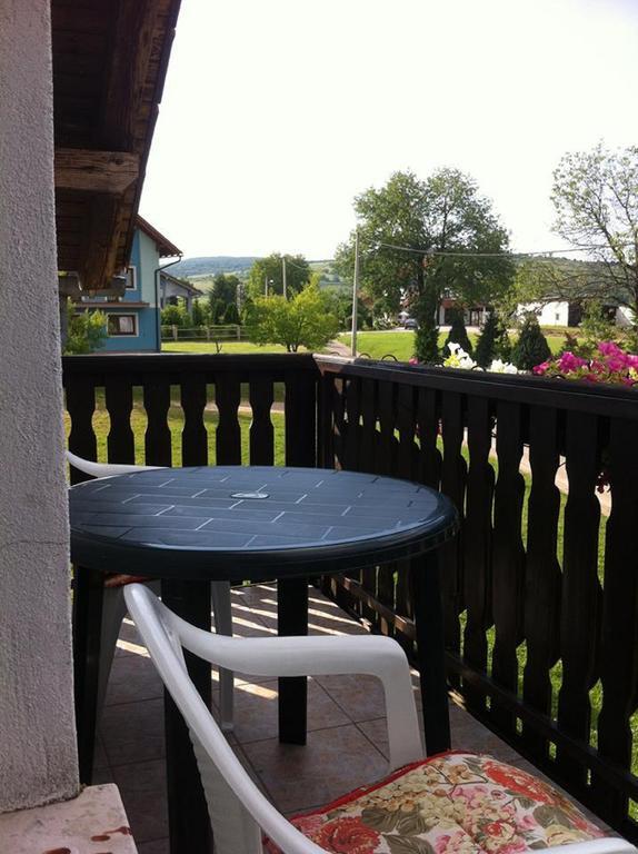 Guesthouse Magdalena Rakovica Eksteriør bilde